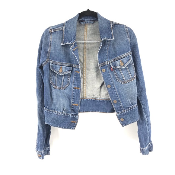 Levi's Jackets & Blazers - Levi’s Cropped Button Front Jean Jacket